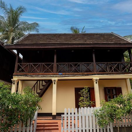 Villa Mira Heritage Luang Prabang Exterior foto